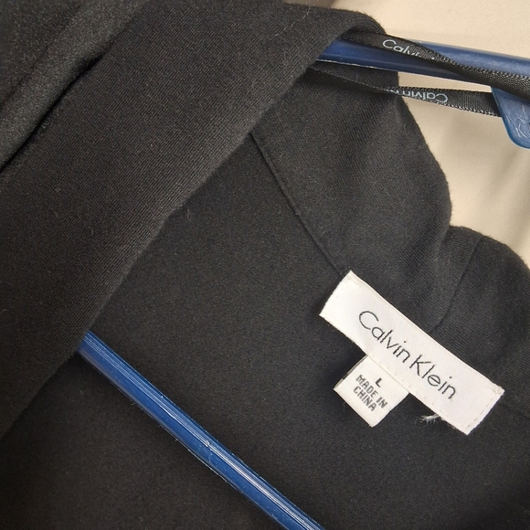 Elegant Black Women's Jacket - Picture 3 of 12